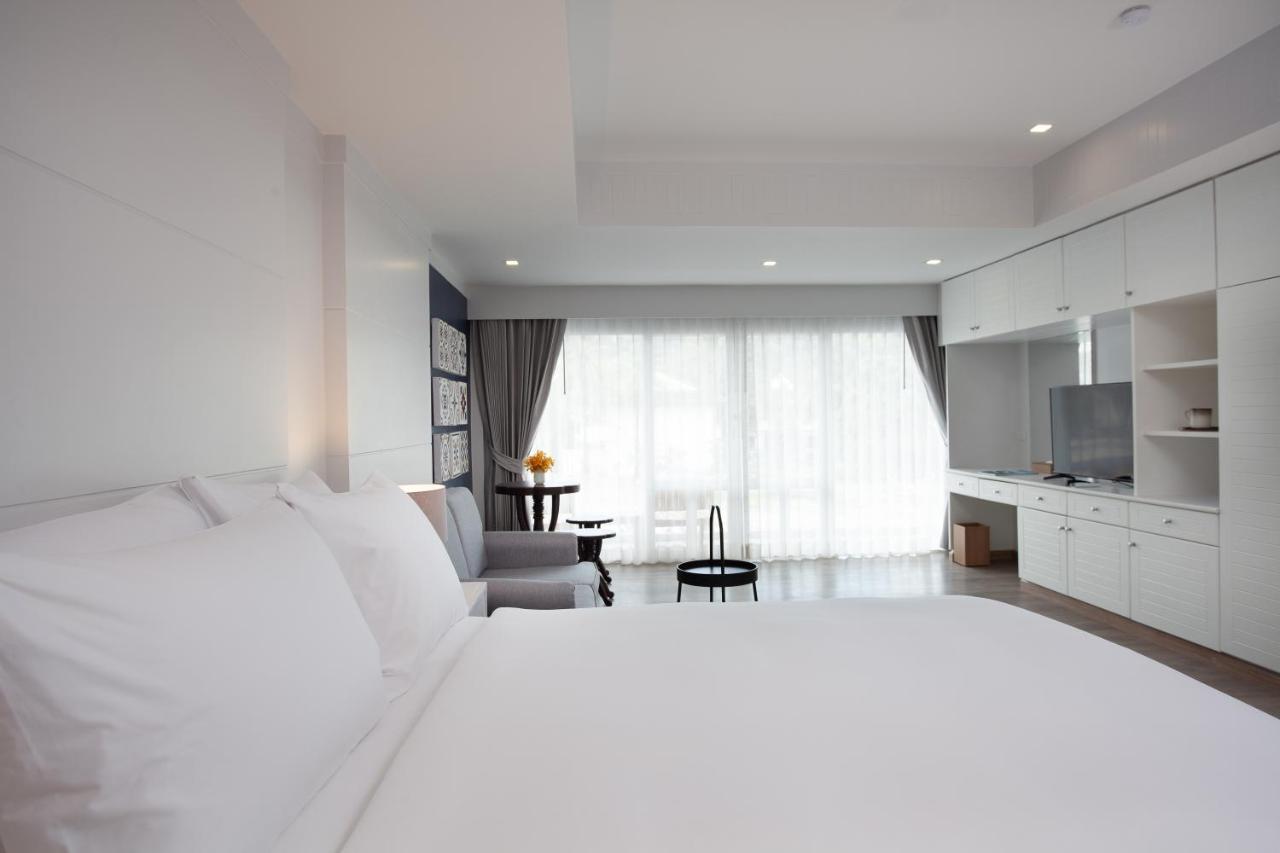 Anona Beachfront Phuket Resort-Sha Extra Plus Patong Екстер'єр фото